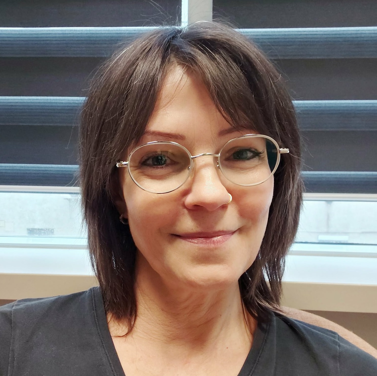 Kababik_Erika_profilkep_20260415_600x600